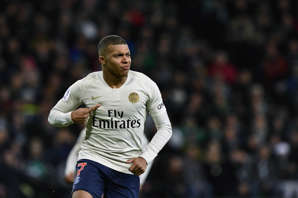 瑞银：降统一企业中国目标价至10.5港元 第三季业绩符预期